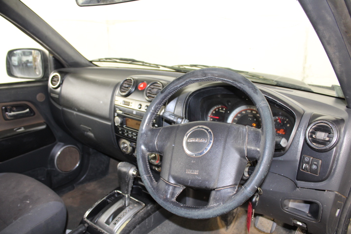 Stunning Rhodium Plated Simulated Diamond Ring - US Size 7