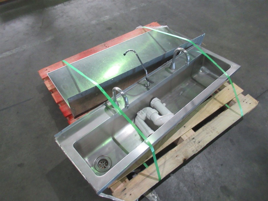 Sony PlayStation 2 SCPH-70002&SCPH-79002 Consoles (Lot of 2)