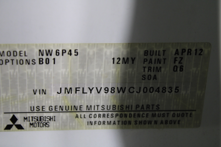 9K YELLOW GOLD 1.75ct F VS LAB DIAMOND RADIANT CLAW RING