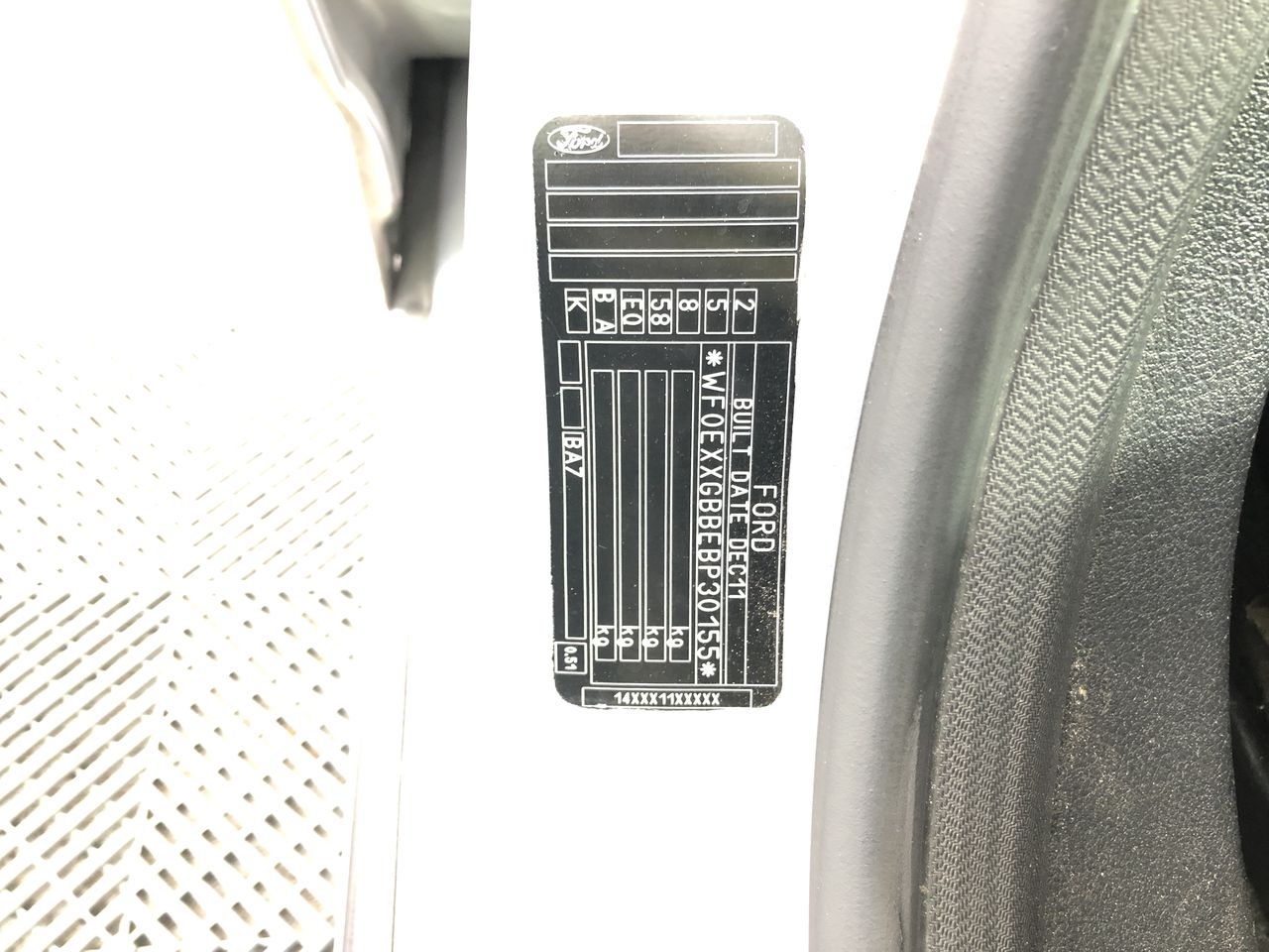 4 Carat round 4 white diamond each CVD Uncertified