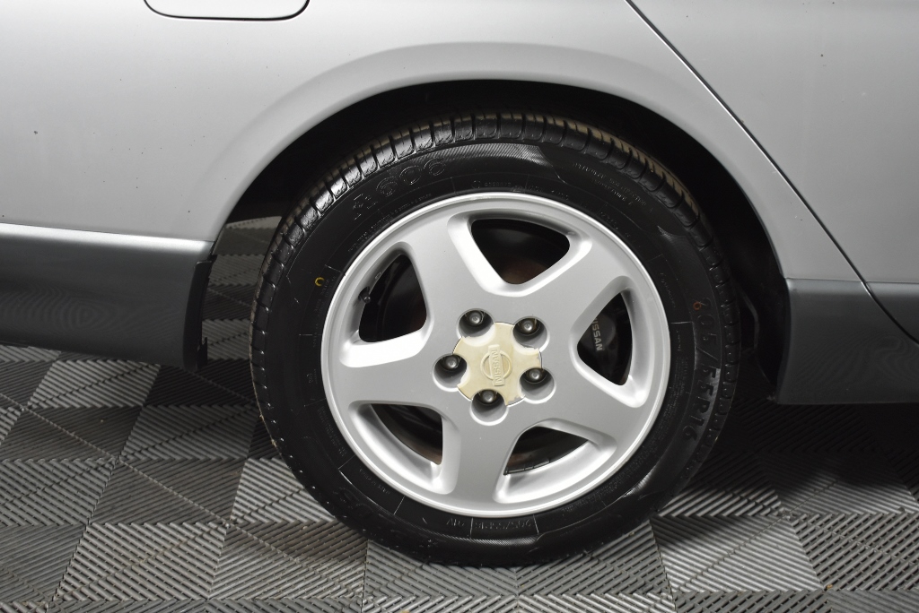 18k White & Yellow Gold Filled, White Face Iced Out Diamond Quartz Watch