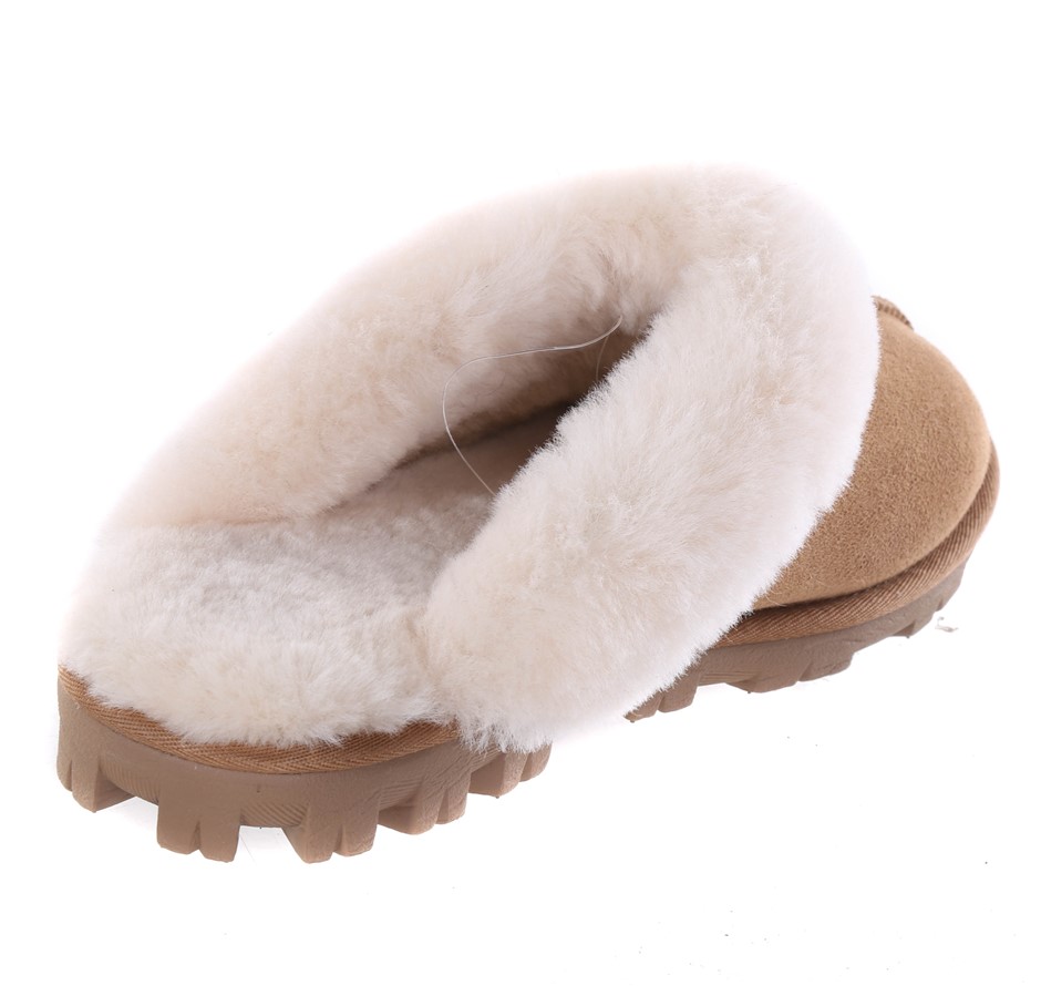 0.16 Carat White 4 round diamonds