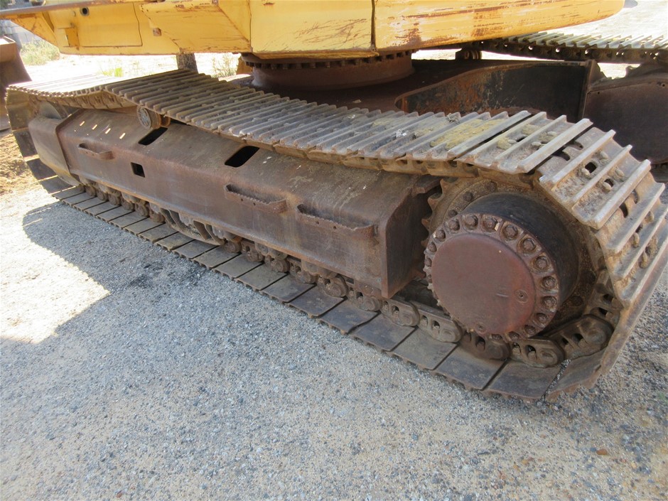 2023 $2 Matilda Light Green Coloured two dollar FIFA Soccer Coin Queen New