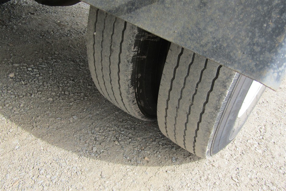 10mm Amazonite with 'O' Toggle Gemstone Bracelet