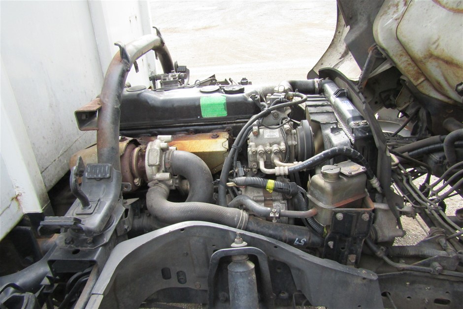 7-8mm White Pearls & Spacer Beads Platinum Plated Bracelet