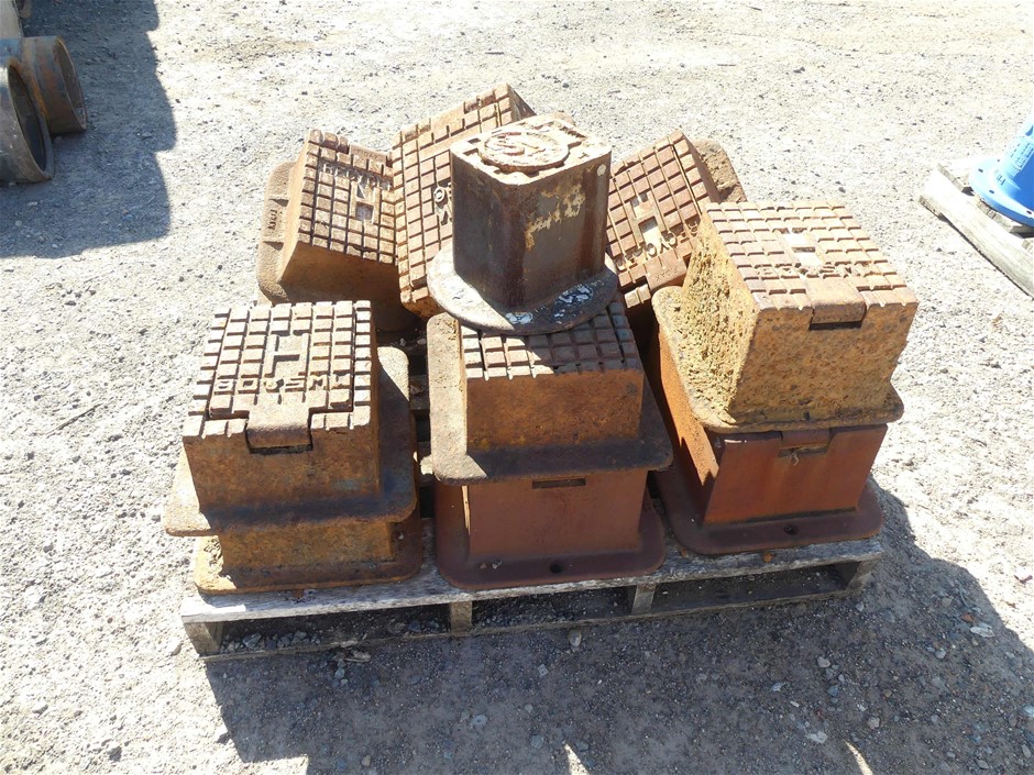 0.12 carat white round 4 diamond