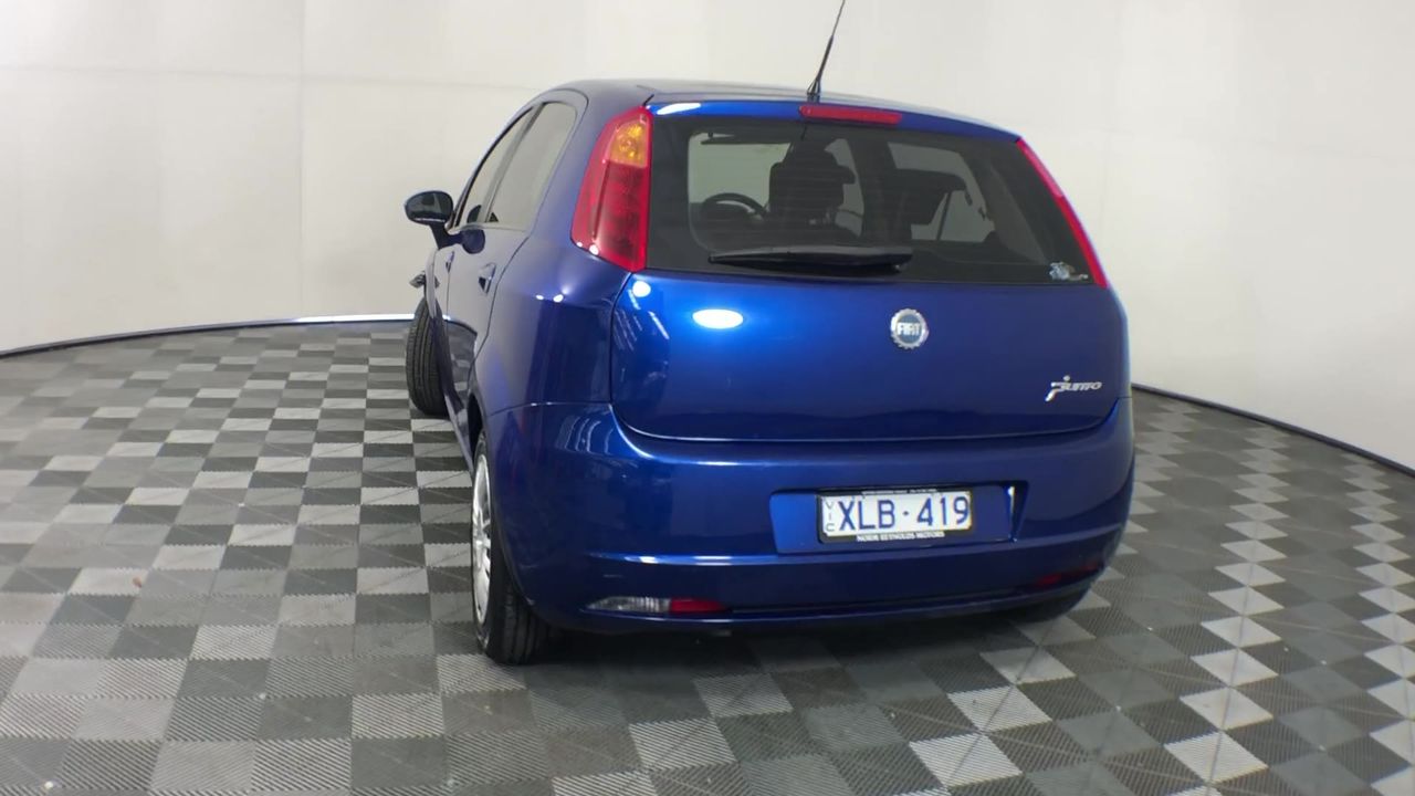 Mix Brand and Model Wooden Shipping Pallets