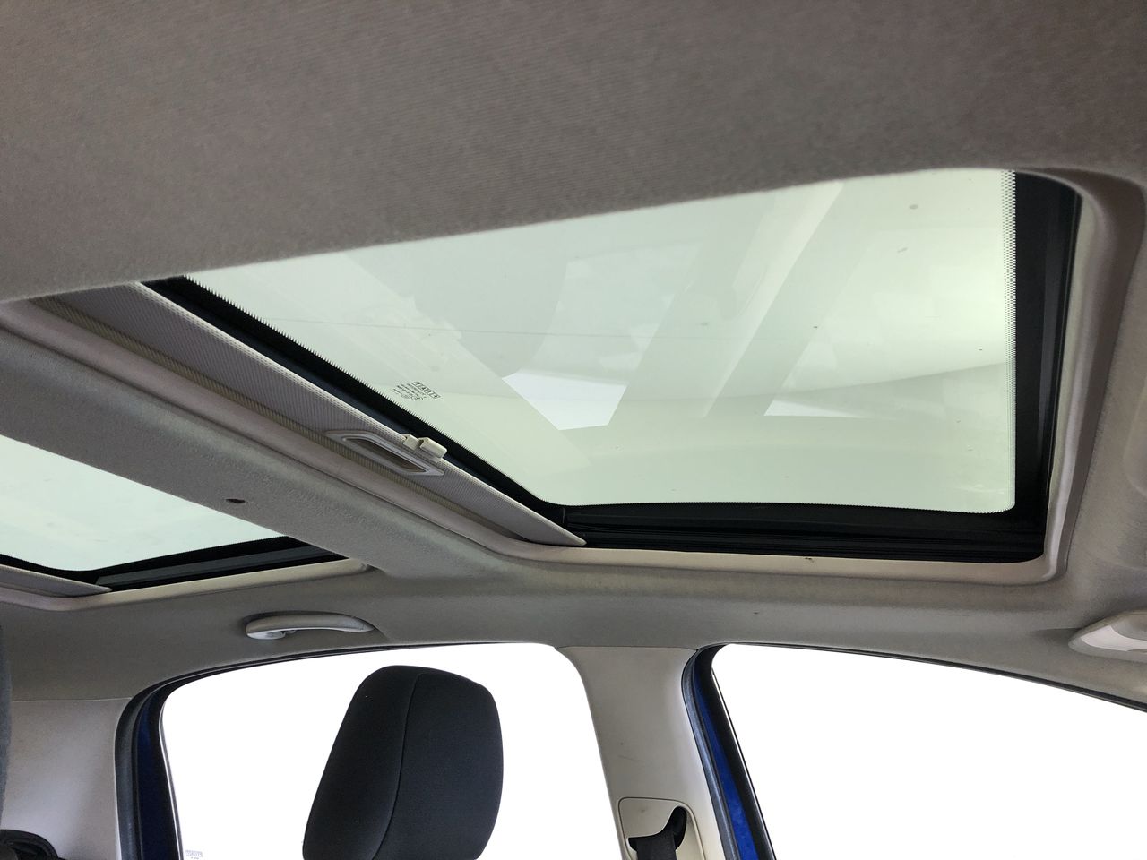 Mix Brand and Model Plastic Pallets (Lot of 10)