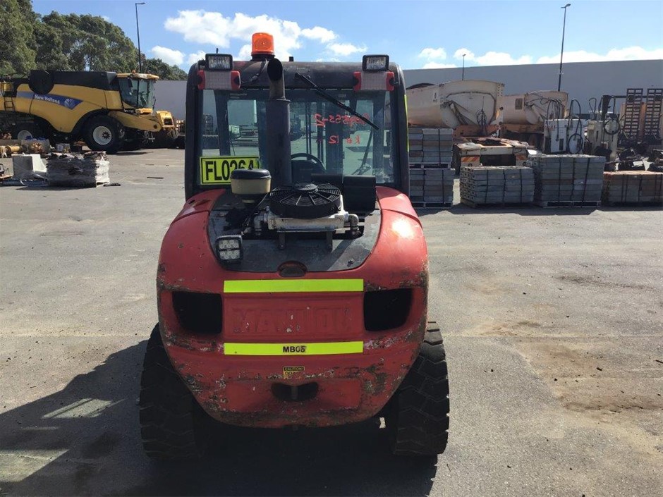 Designer Simulated Diamond Blue Round Stud Earrings in Silver