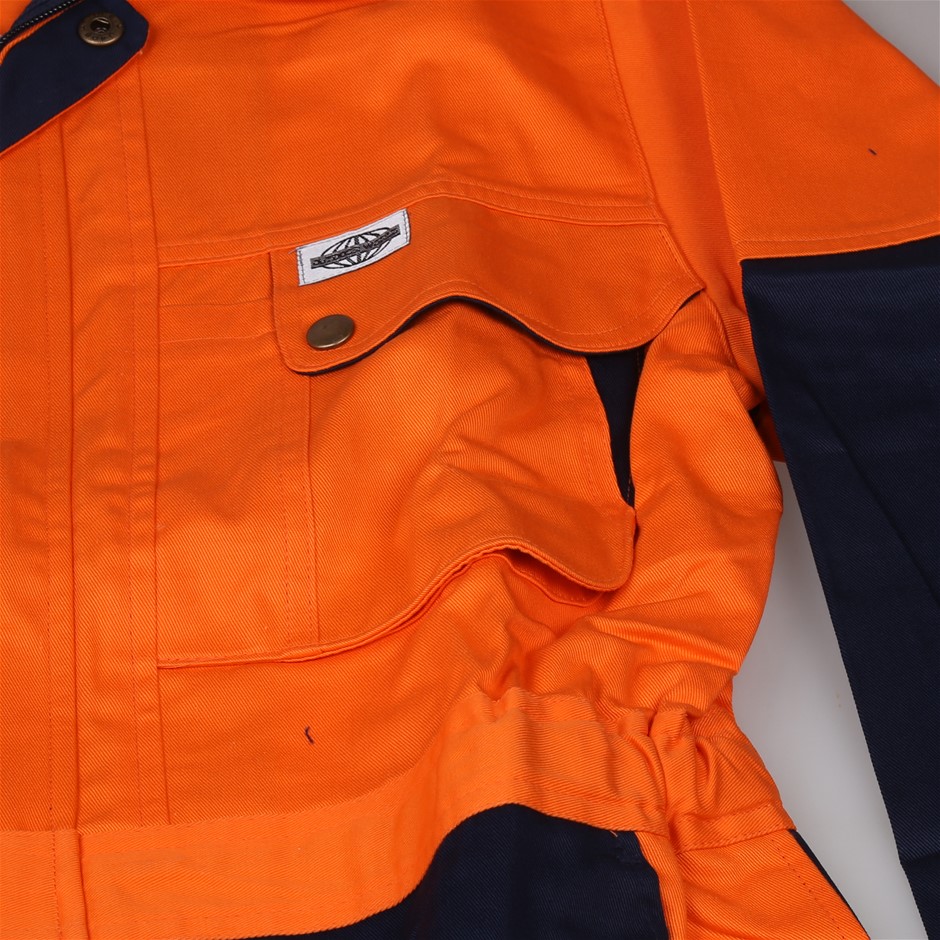 Designer Floral Necklace in Gold