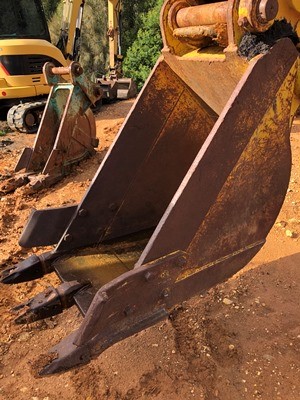 Classic Rhodium Plated Baby Golf Bangle