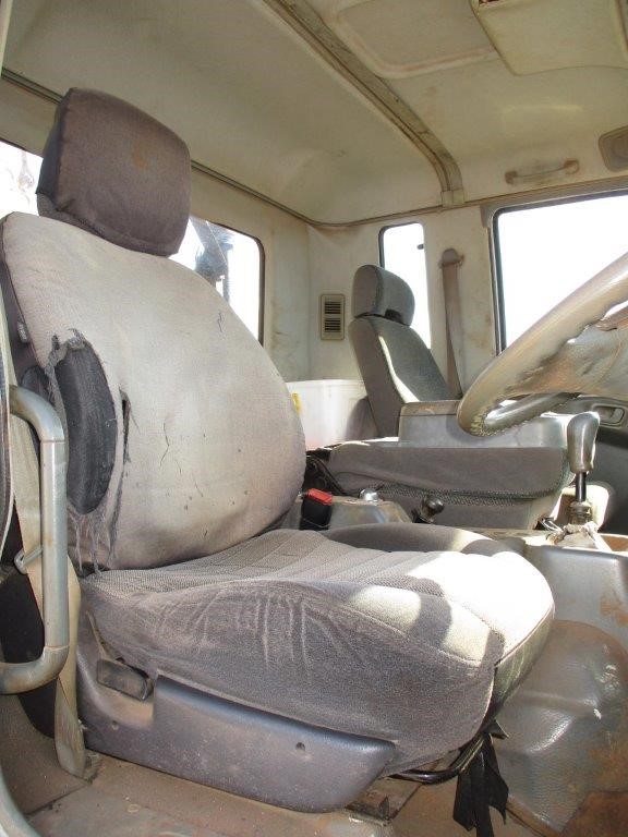 Stunning Rhodium Plated Simulated Diamond Ring - US Size 7