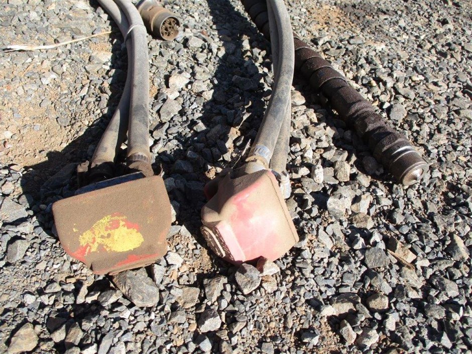 Stunning 18ct Yellow Gold Plated Cherub Pendant