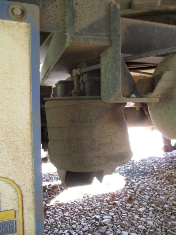 Last Piece - Minimalist Crystal Stud Earrings in Gold