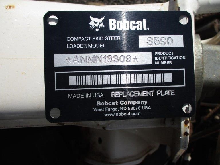 2 x 2XU Men's Sailing Short Sleeve Fibretech Shirt, Size 2XL, White/Blue.