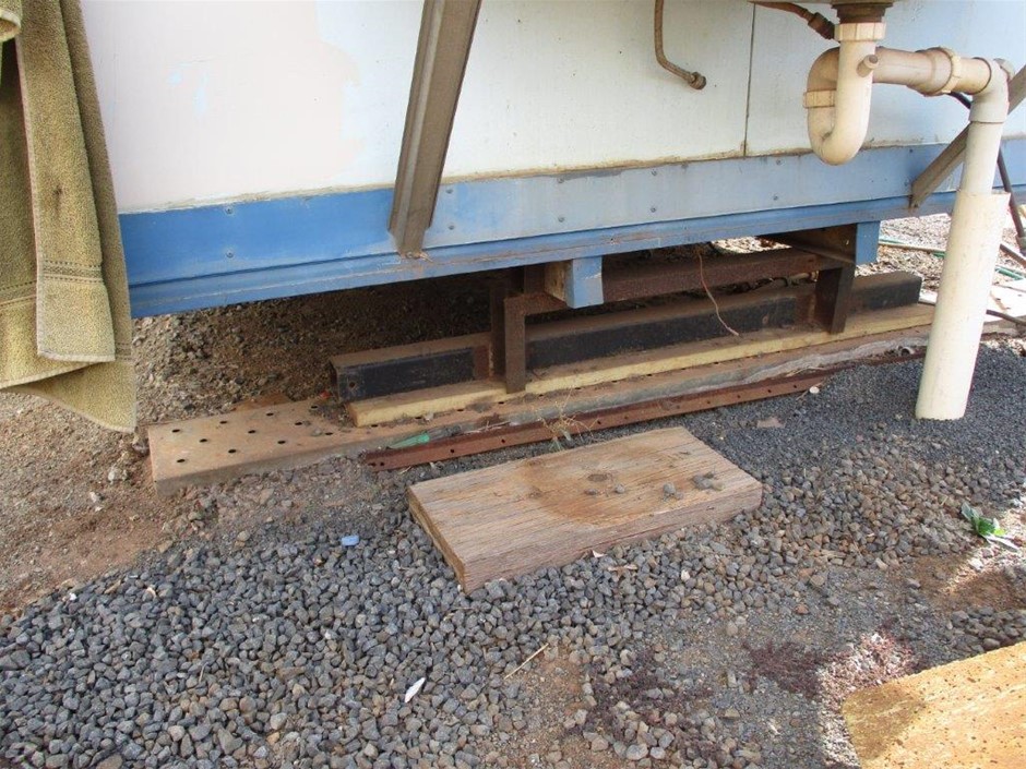 9K WHITE GOLD 0.75ct F VS LAB DIAMOND CHANNEL SET BAND