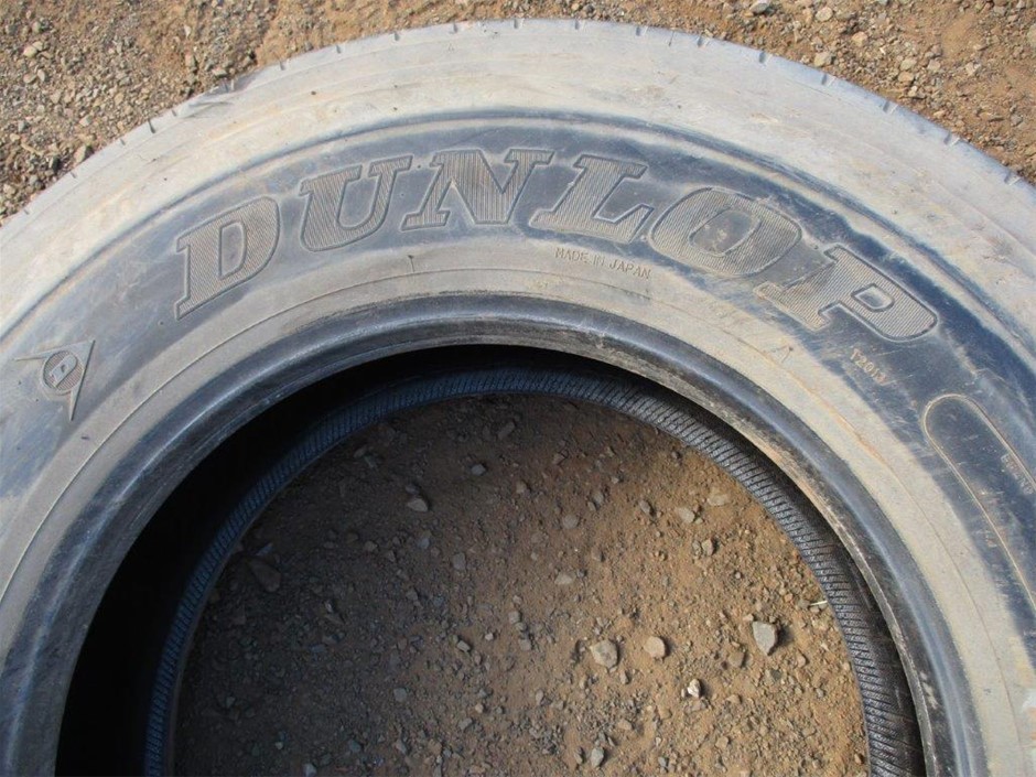 9K YELLOW GOLD 2.00ct F VS LAB DIAMOND OVAL TRILOGY RING