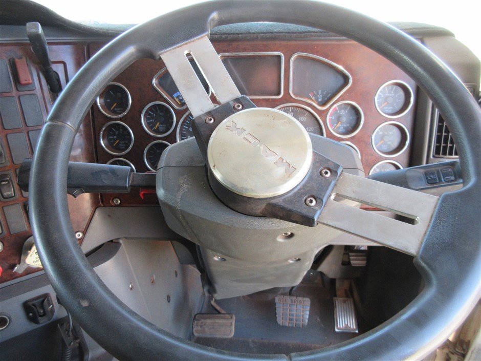 CHAMPION Men's Rochester Base Hoodie, Size S, Navy, AU89N. RRP: $100.  Buye