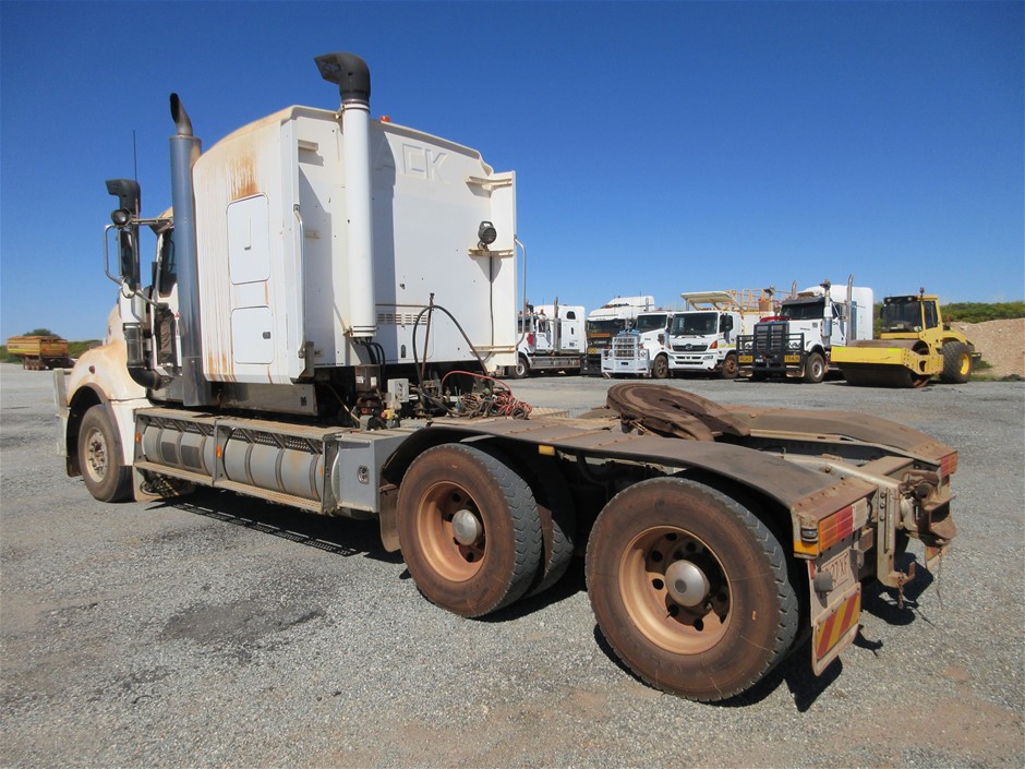 9K WHITE GOLD 0.33ct F VS LAB DIAMOND MARQ DOUBLE RING