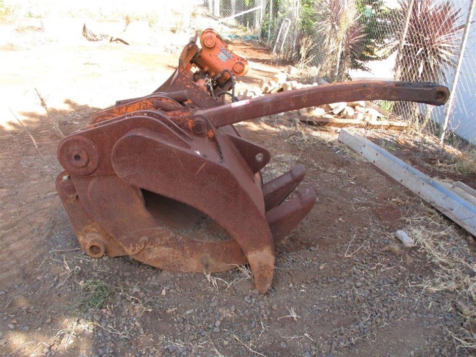 9K WHITE GOLD 0.50ct F VS LAB DIAMOND OVAL NECKLACE 40-45cm