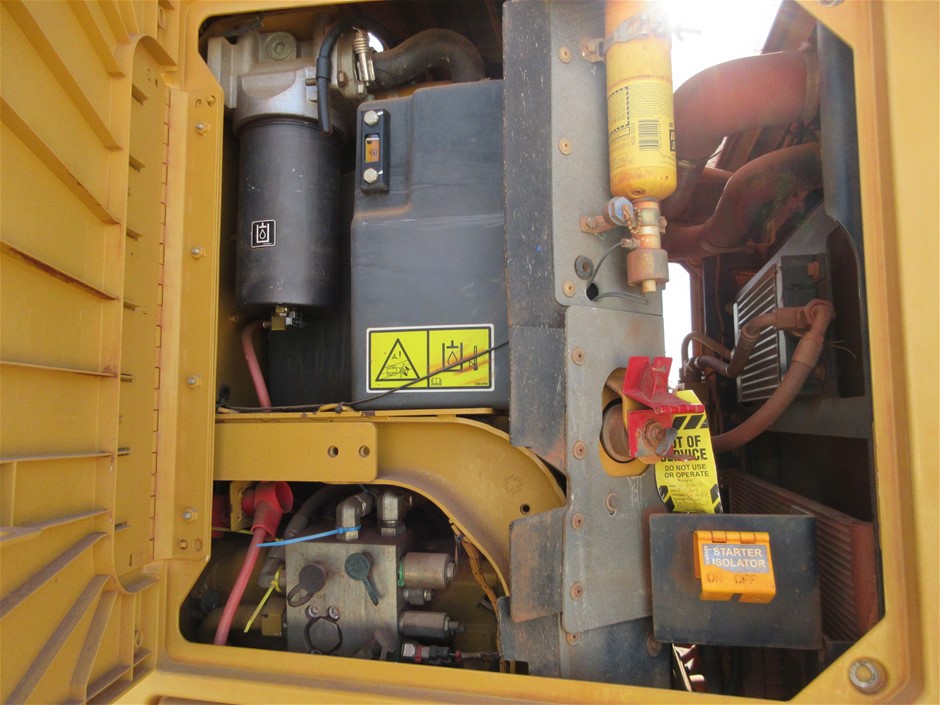 9K YELLOW GOLD 0.75ct F VS LAB DIAMOND CLAW SET BAND