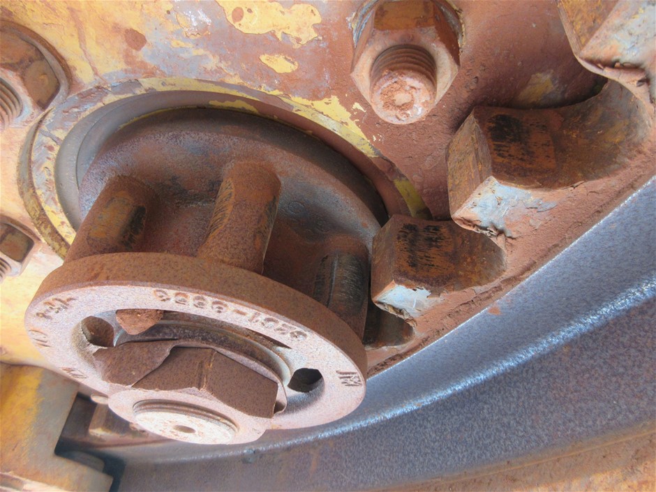 9K YELLOW GOLD 0.50ct F VS LAB DIAMOND BEZEL RING