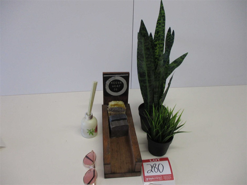 Redbank Emily Brut Cuvee NV (6x 750mL) King Valley, VIC.