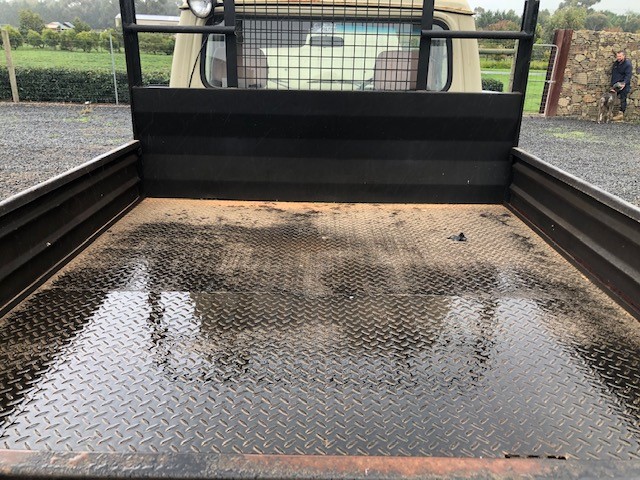 St Huberts The Stag Pinot Grigio (6x 750mL).