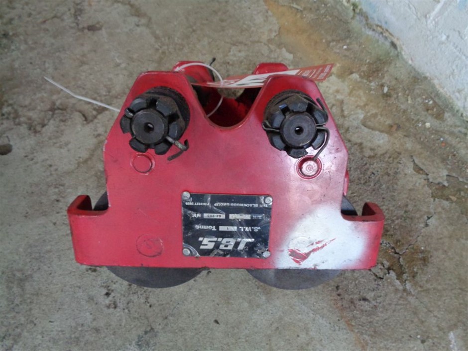 Elegant Simulated Diamonds 925 Silver Tennis Bracelet