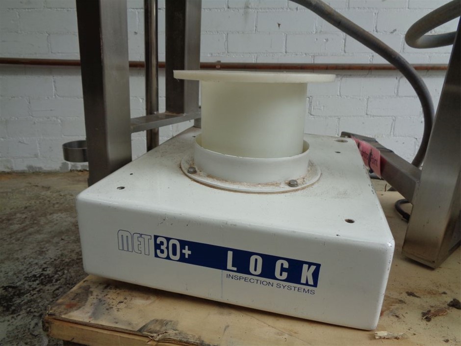 18K Gold-Filled Cuban Link Chain Bracelet, 8MM Wide - 17.8cm