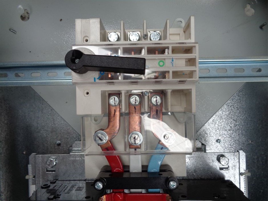 AMAZON BASICS AB-BR815-OR Bathroom Hardware Set, 3 Piece, Oil Rubbed Bronze