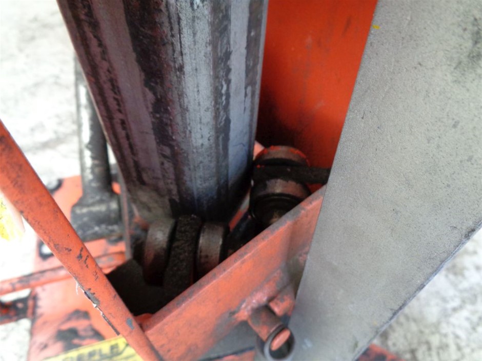 8mm Multi & Antique Silver Spacer Bead Letter 'O'  Bracelet.