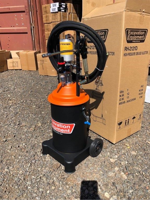 BELKIN Universal HDMI to VGA Adapter with Audio B2B137-BLK Black