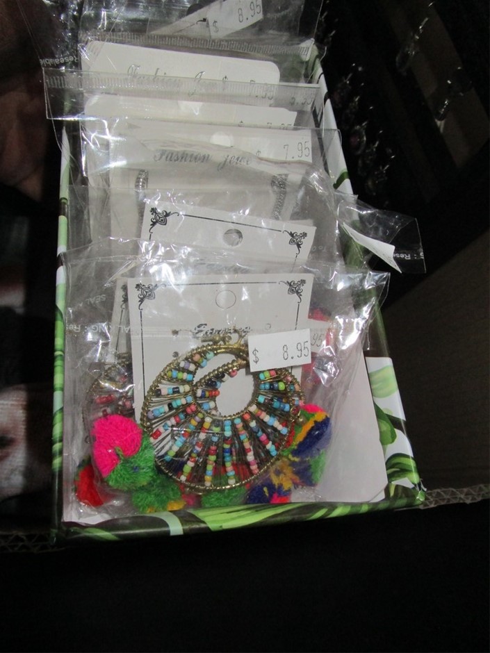 500G Mixed Rough Raw Crystal Gemstone Chunks Natural Raw Minerals Bulk