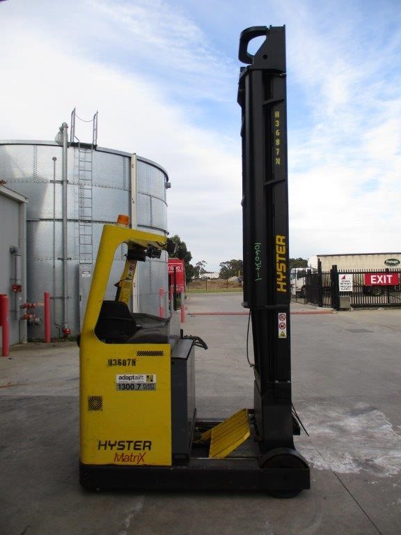 Quantity of 1 20.5-25 Earthmoving Tyre (Unused)