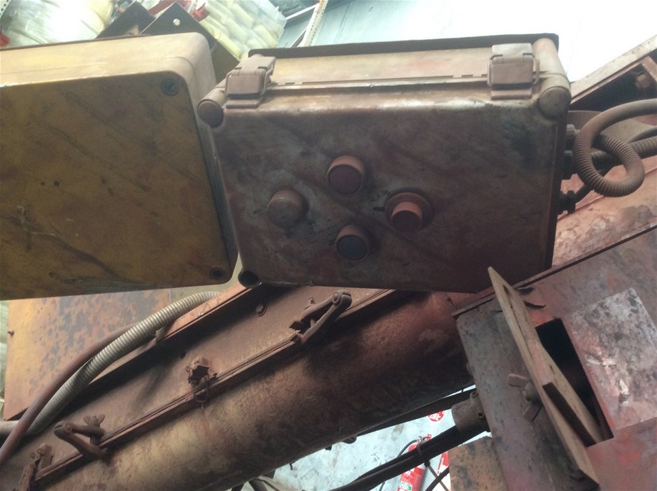 Quantity of 400 1800mm Star Pickets ( Unused),