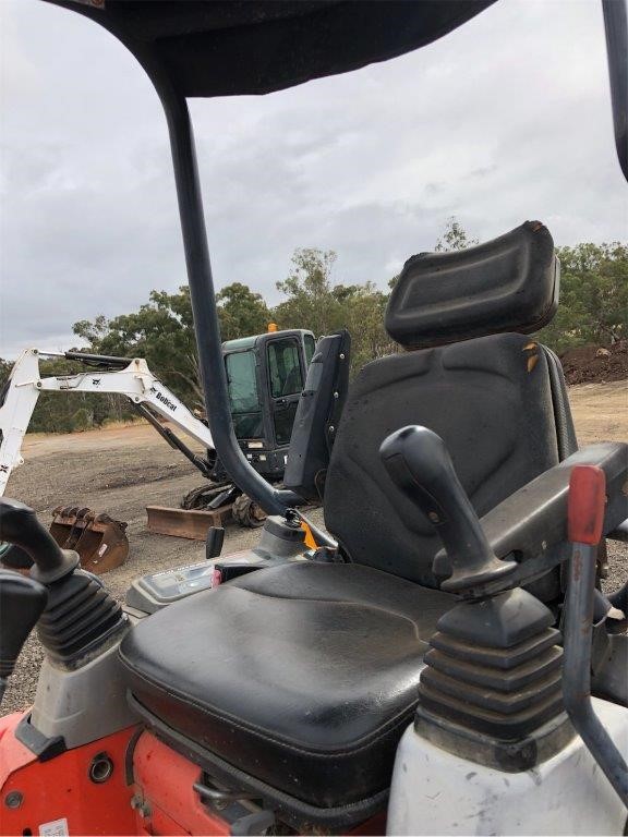 Pair of GIANTZ Universal Car Roof Racks Pod Aluminium Cross Bars Adjustable