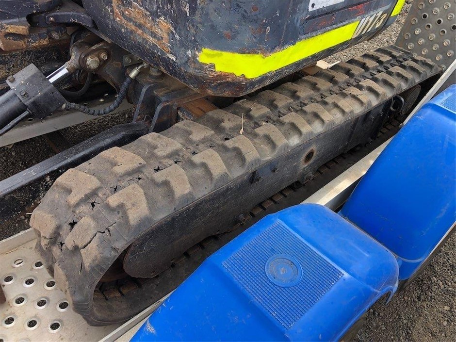 KINCROME 24V 9-Stage Battery Charger, 6amp Output, Auto Diagnosis and Charg