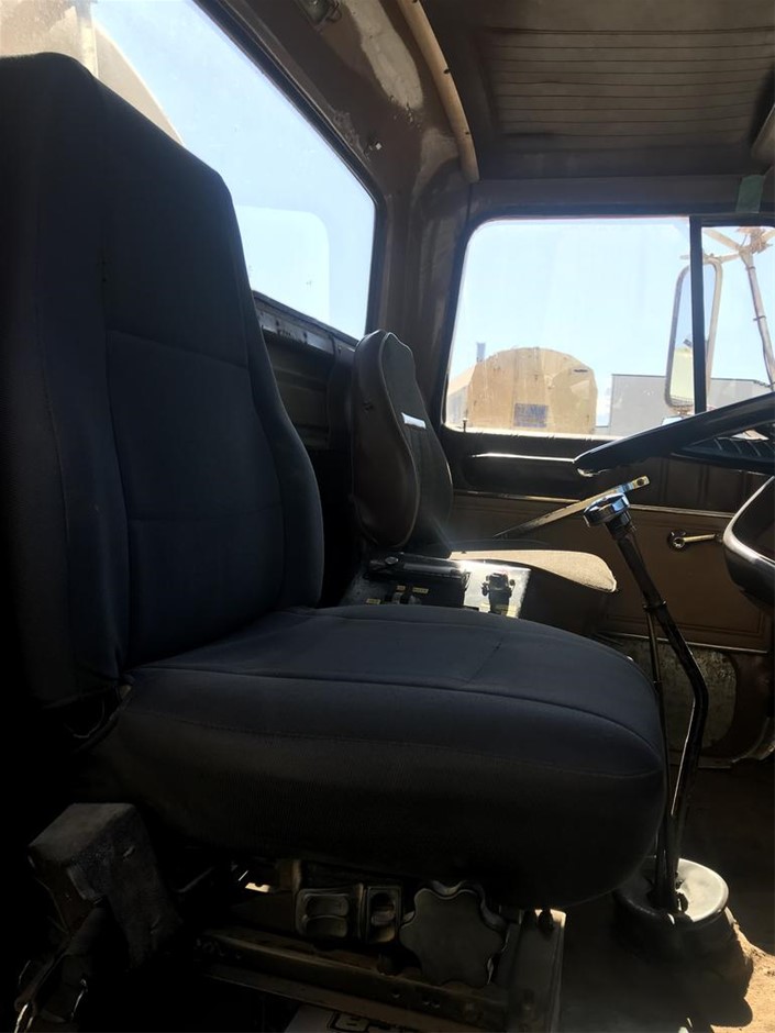 <B>Polar GD880-A 2 Door Slimline Freezer (Commercial)</B>