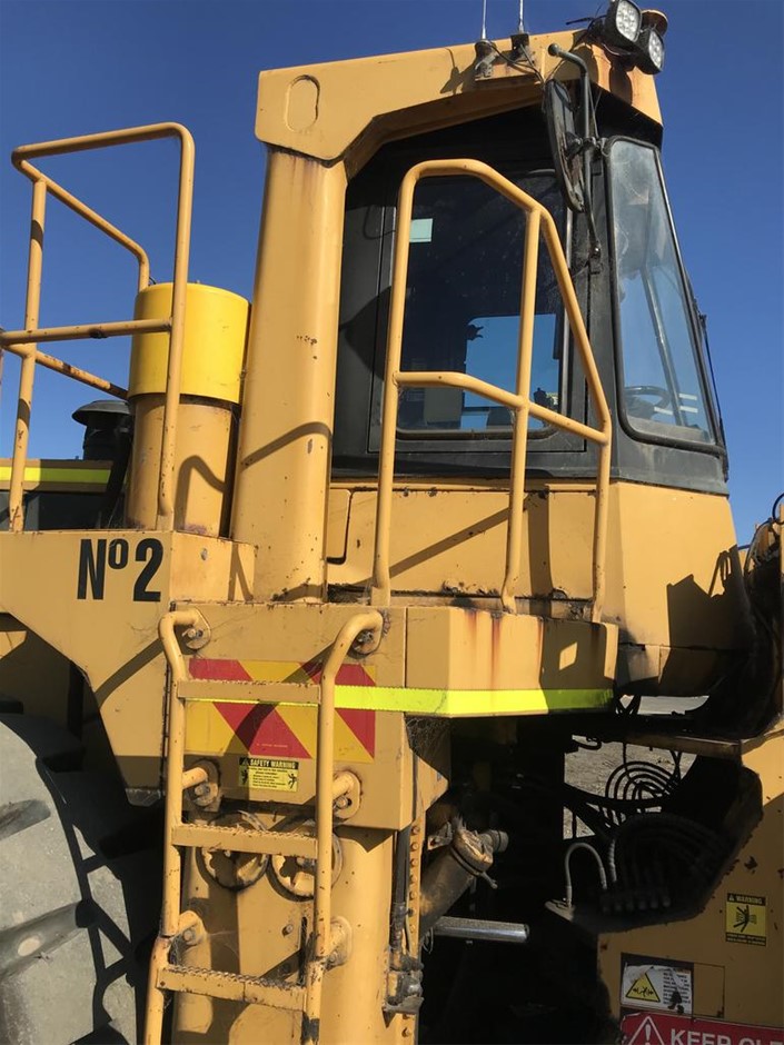 Lyres Non Alcoholic Orange Sec Spirit (1x 700mL) Vic