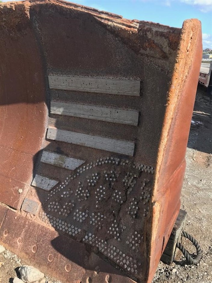 OHAUS Defender 2000 Platform Scales