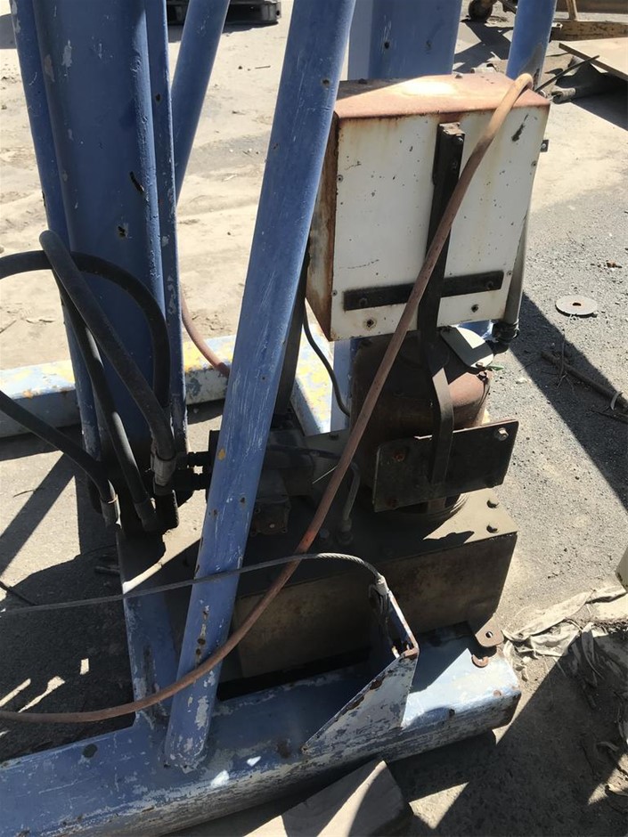 DYSON Gen5detect Absolute Vacuum Cleaner With Accessories, Model 443066-01.