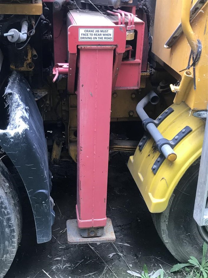 REMINGTON Pro-Air Turbo Hair Dryer Includes Diffuser & Round Brush, Black &