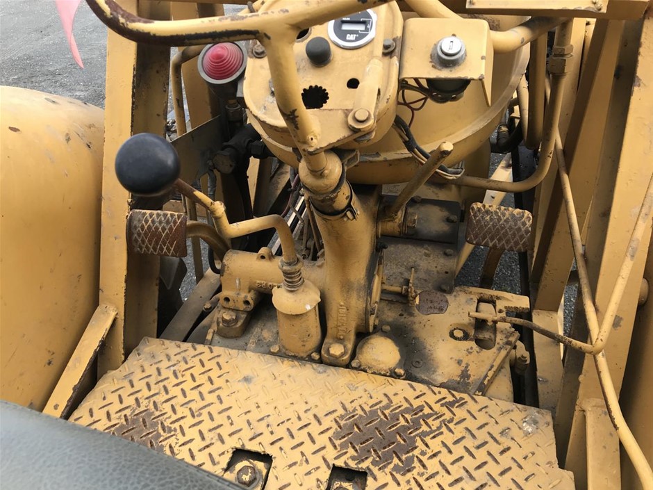 METRA DP-3002B Double DIN Dash Kit for 1999-2002 GM Full-Size Trucks/SUV's