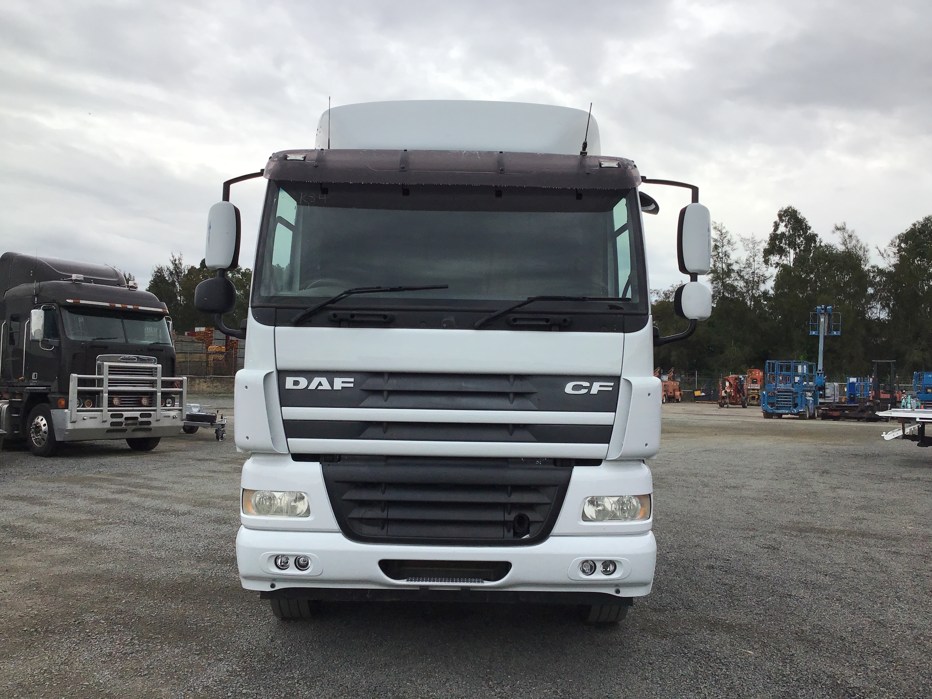 5 Carat round 5 white diamond each CVD Uncertified