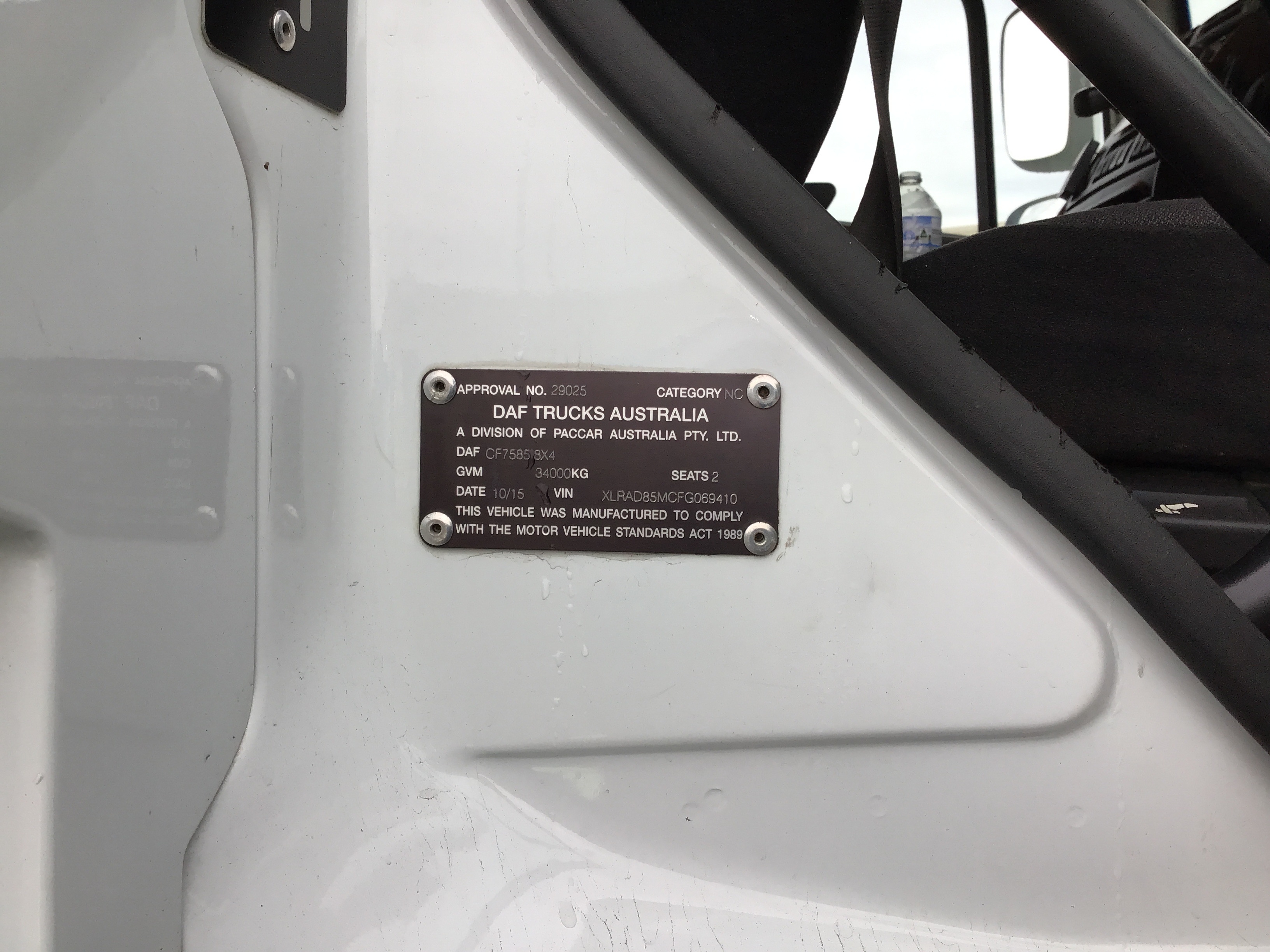 Vial full of Gold Leaf/Flake