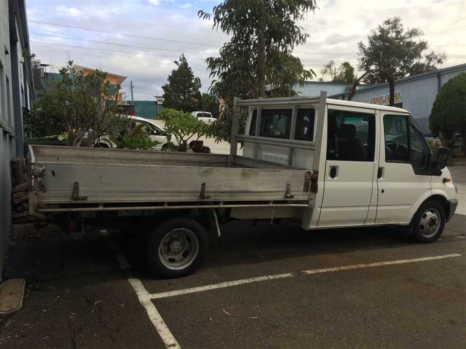 0.20 TCW yellow round various diamonds