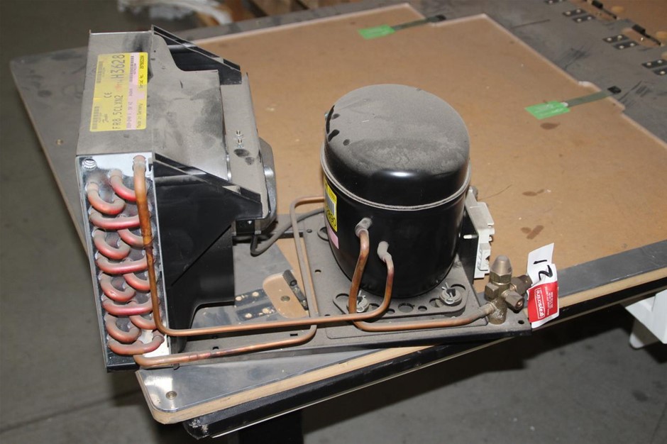 5 ounce germania mint copper bar & 1 gram germania silver bar 2