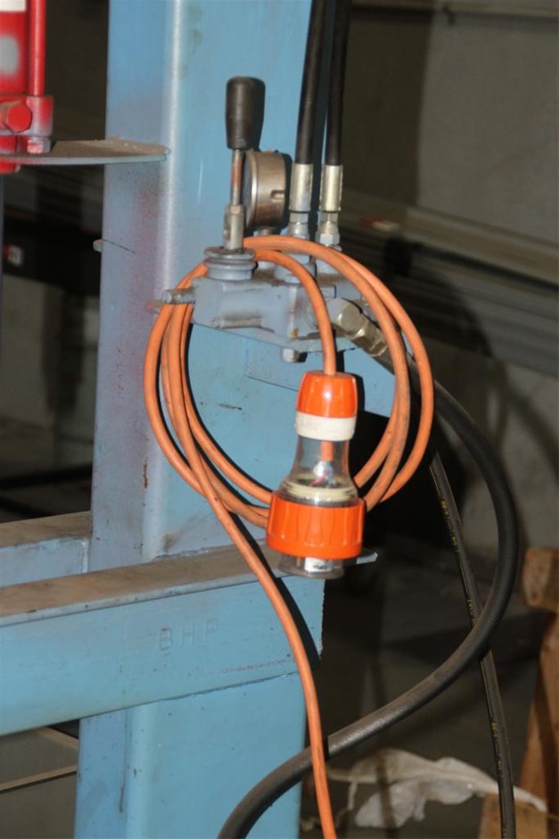 18K White Gold -Filled Clustered Chain Necklace Simulated Diamonds - 60.9cm