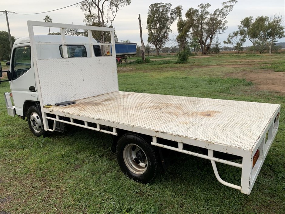 0.245ct GRA Certified Moissanite 925 Silver Swirl Band Ring - Size 5